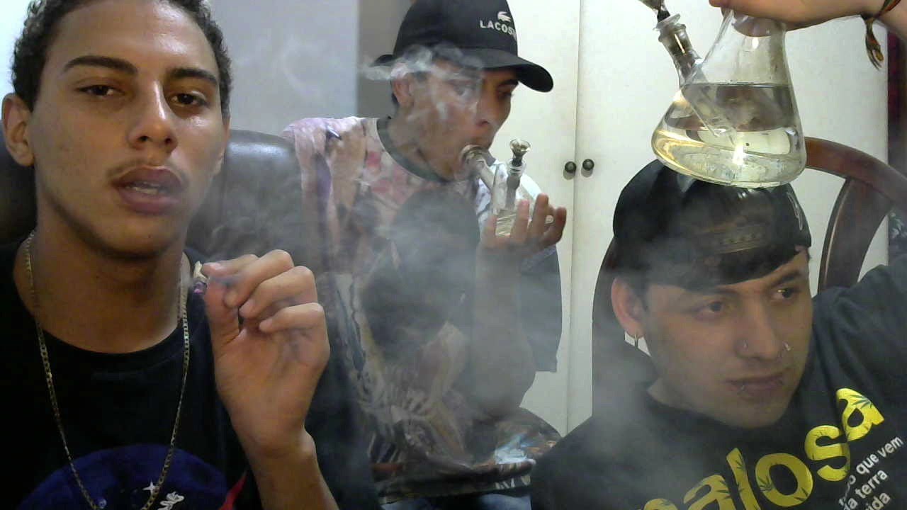 BONGANDO E RESPONDENDO PERGUNTAS pt. RAKAL 