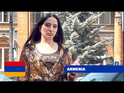 MUJERES de ARMENIA