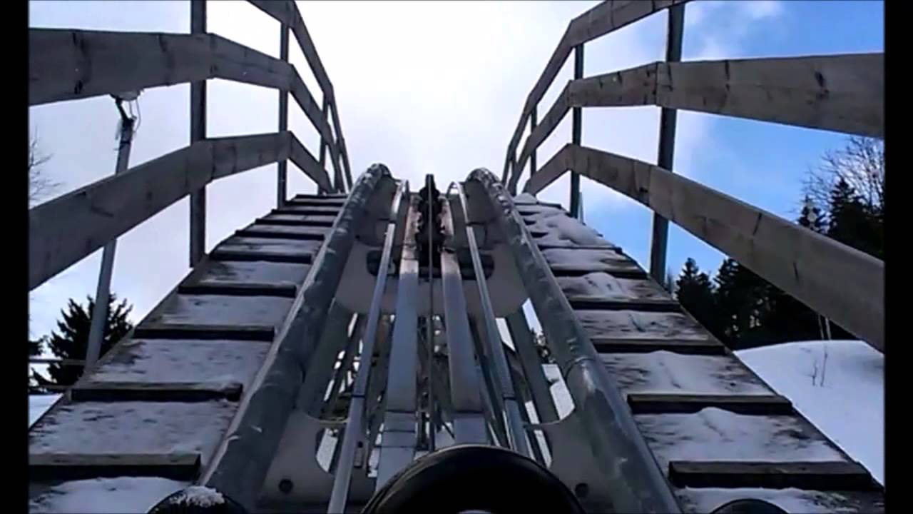 Bobová Dráha Pec Pod Sněžkou (V Zimě Bez Brzd)