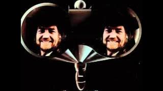 Download lagu Willie Nelson - Sad Songs and Waltzes