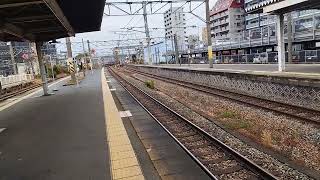 JR九州 813系RM108 回送電車。南福岡発車。787系BM3 特急リレーかもめ21号長崎行き。通過。