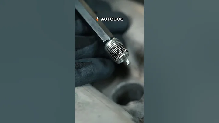 How to remove a broken spark plug 🔧  #shorts