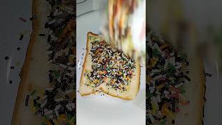 Meracik Sarapan Roti, Susu Dan Mesis