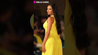 Amber Quinn Rule the Ramp with Style