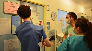 France announces first case of a hospital doctor dying from coronavirus