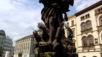 Casio EX-ZR10 FullHD video test #1 (The Hercules Fountain, Olomouc)