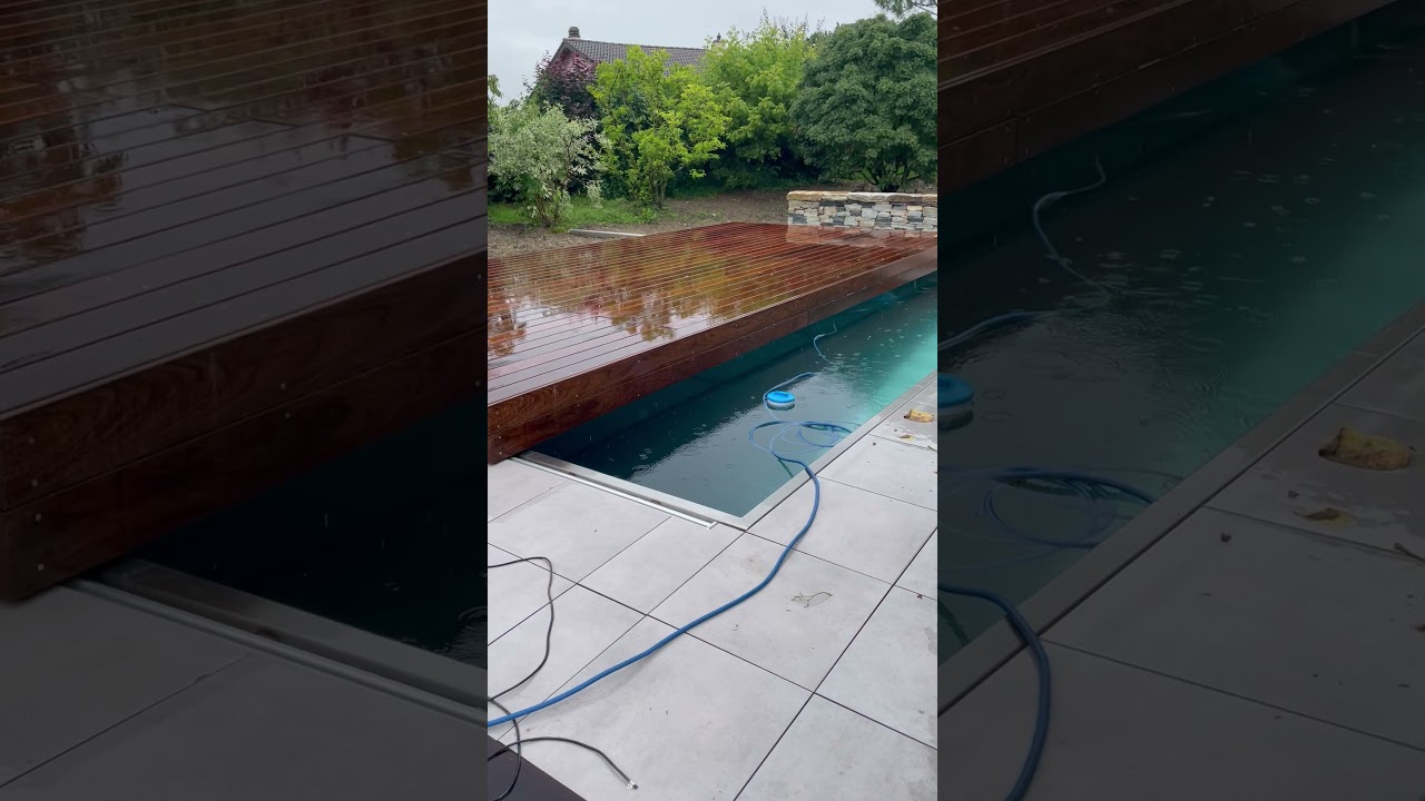 Terrasse mobile sur piscine inox