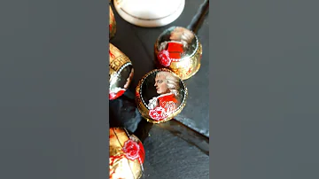 Mozart Kugeln Thinking Of Decorating My Tree With Mozart Chocolates Shorts 