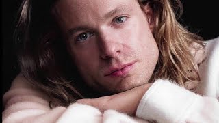 Sam Reid - Suicide Blonde (Mesmerizing Actor)