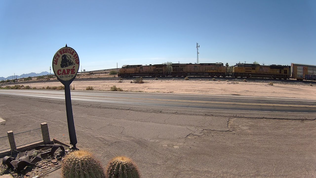 RailFanAZ - Jac's Whistle Stop Café, Tacna, AZ | UP Gila Sub, MP 780 - PTZ