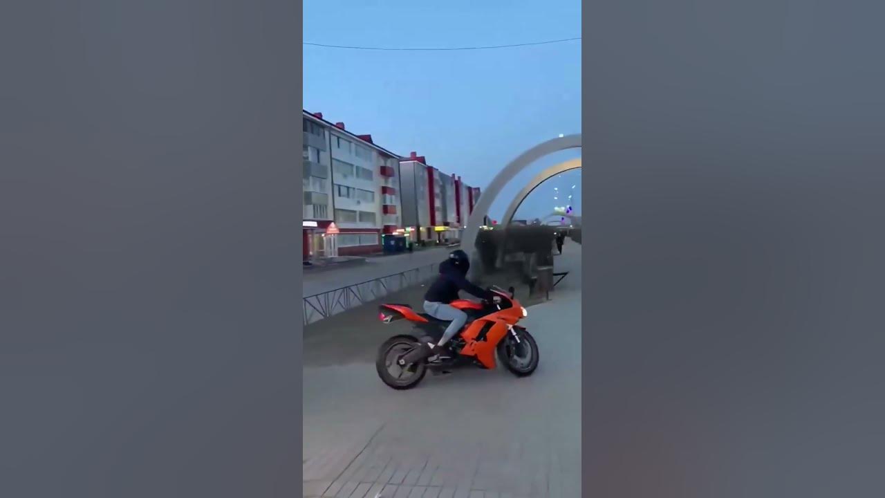 Гонки по городу дпс и мотоциклиста - YouTube