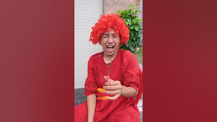 SHK TV - Eww! Look at homeless mommy nails! - Be nice to people around you #shorts #sadstory #SHK