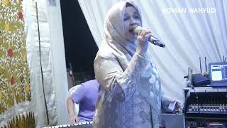 NADA NADA CINTA - Fitri feat Uda Fajar