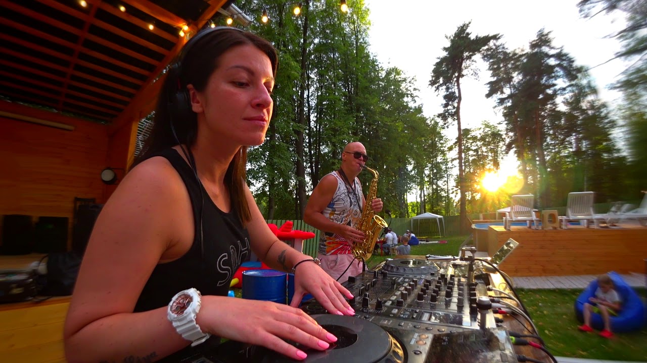 Dj LiyaFran & Syntheticsax -  Daft Punk - Get Lucky (Summer party live record)