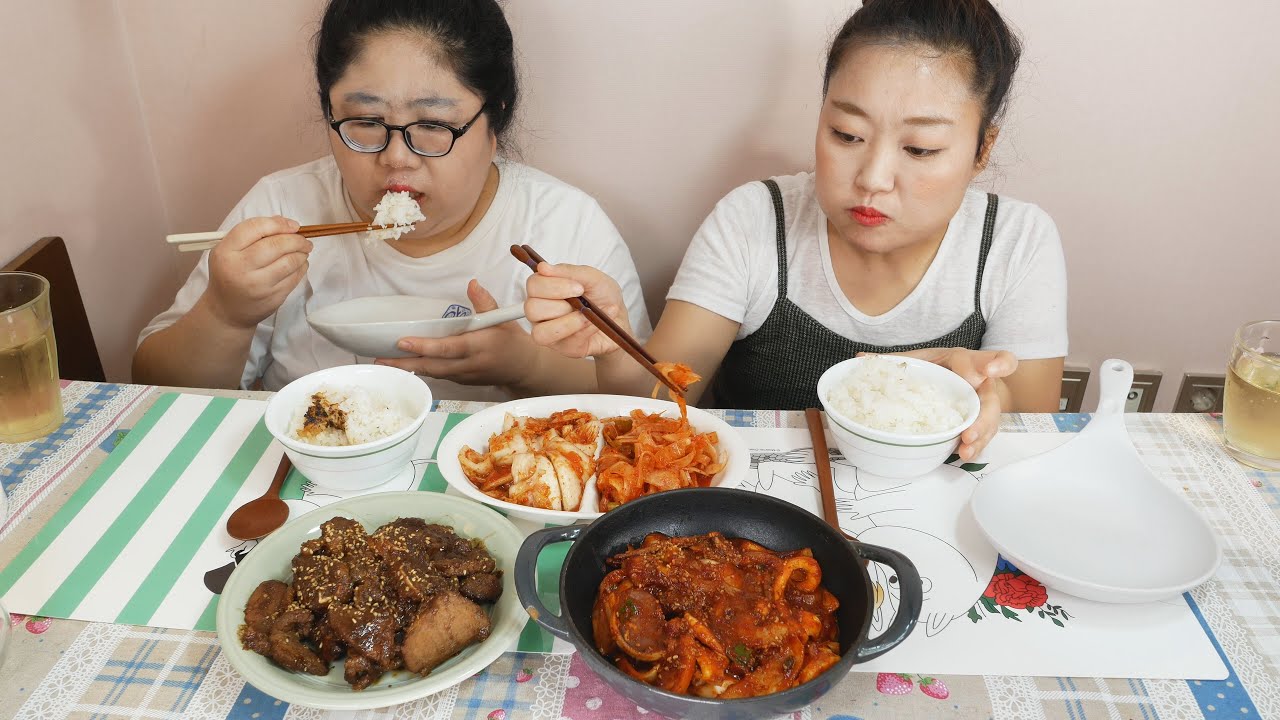 집밥이 제일 좋아~ 갓지은 솥밥에 오징어볶음, 양념갈비, 무생채, 포기김치ㅣKorean Home FoodㅣMUKBANGㅣEATING SHOW 친구끼리 집밥먹방