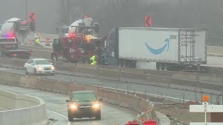 Crash cleared after shutting down southbound I-35 in northeast OKC