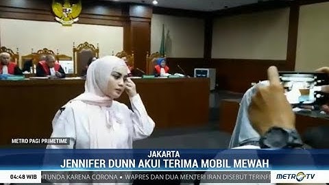 Jennifer Dunn Akui Terima Mobil Mewah dari Wawan