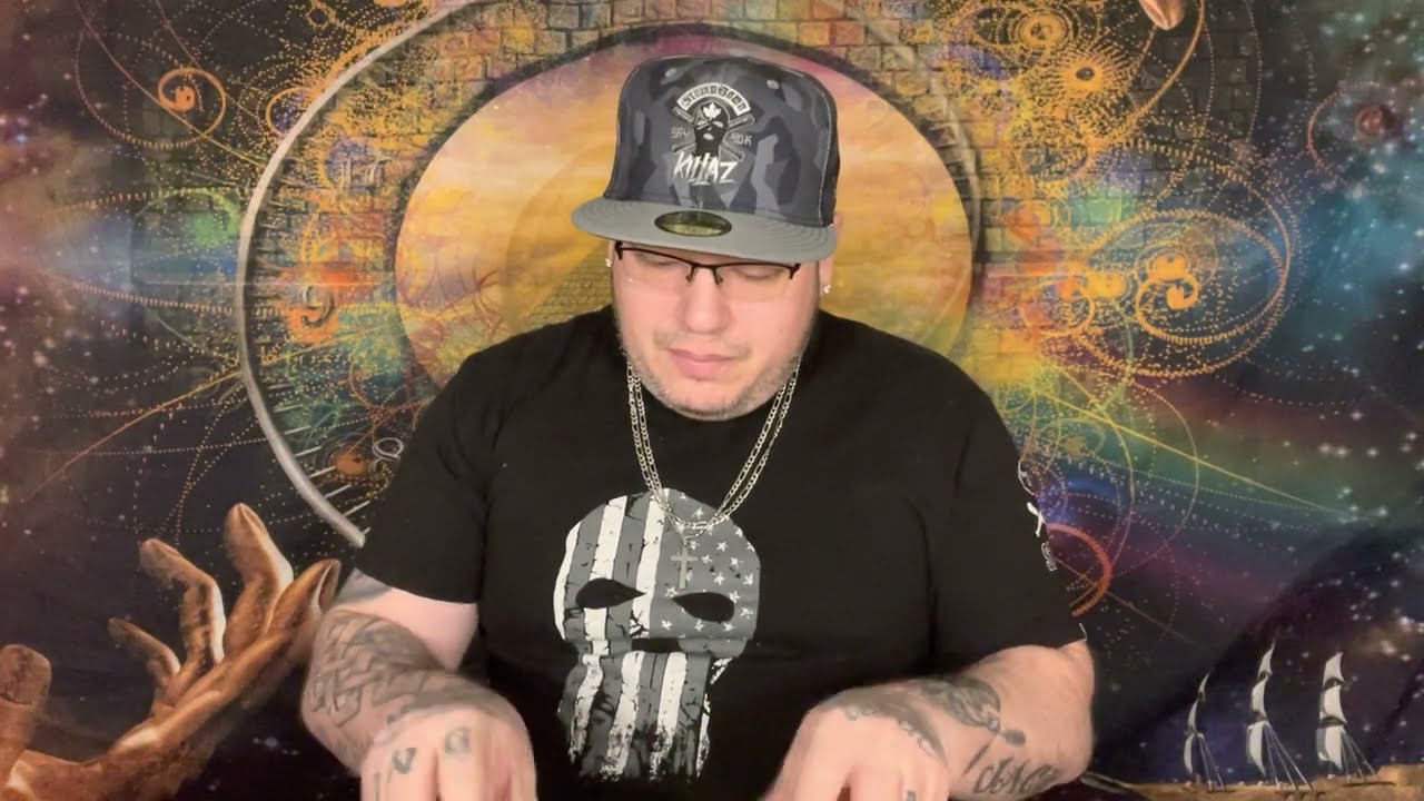 Virgo ♍️ “They’re falling hard and it scares them” April 2023 tarot love reading