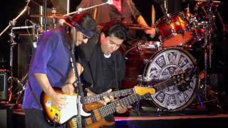 Watch Los Lonely Boys Im A Man video