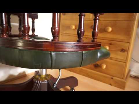 green-leather-captains-buttoned-chesterfield-desk-chair