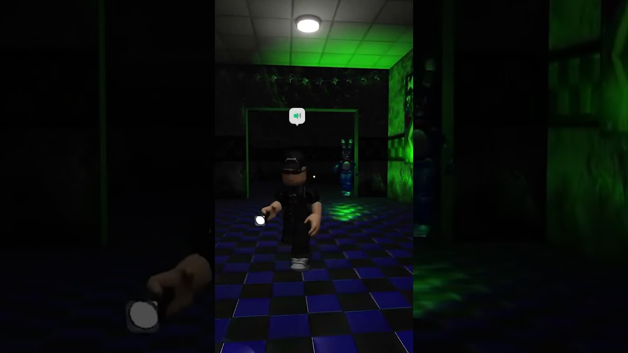 Oye loco que es eso que se al final del pasillo? | FNAF 2 DOOM en ROBLOX