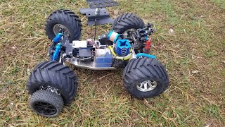 Duratrax Maximum BX/ST vx18 nitro engine rc - 1/8 monster truck tires.