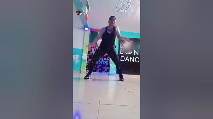 Will Smith gettin jiggy wit lt/ cinthia Luna