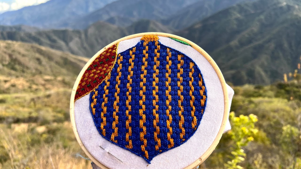 puntada PARRA UNA ESFERA fácil y bonita !!🤩 COMO BORDAR una esfera navideña.