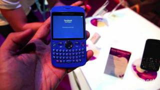 Sony Ericsson txt Hands-On Resimi