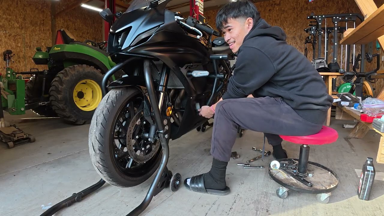 Reassembling the 2025 Yamaha R7 After Maintenance