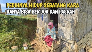 Download lagu Kasihan Sekali, Di Rumah Sederhana Ini Nenek Tua Sebatang Kara Menjalani Hari-Hari Seorang Diri