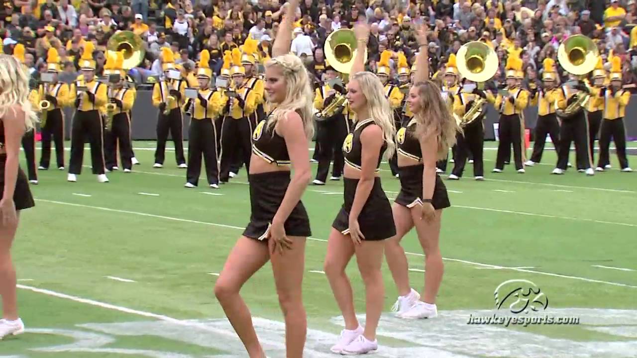Halftime Routine at 2016 Homecoming Game - YouTube