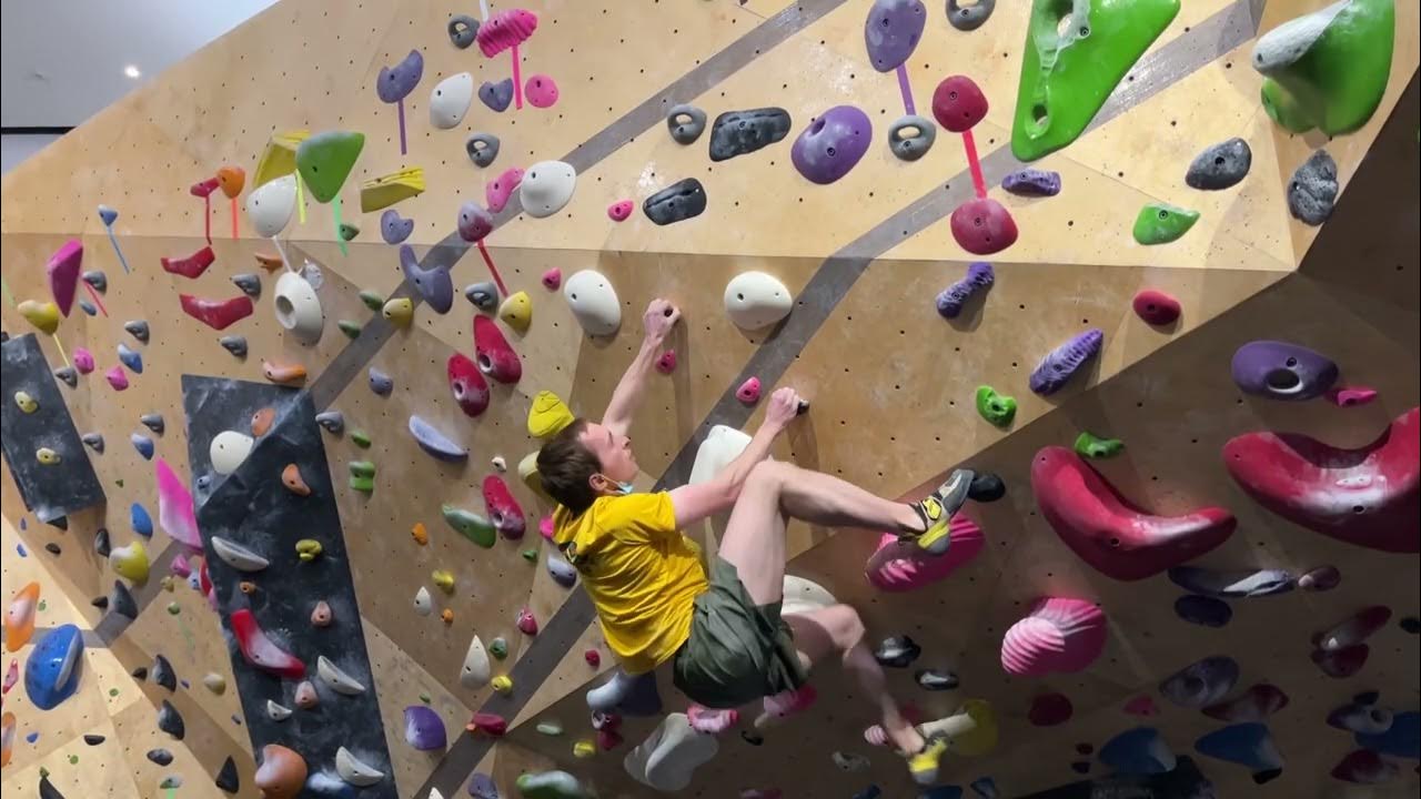 75 Bouldering V8 Steep Rock West (NYC) YouTube