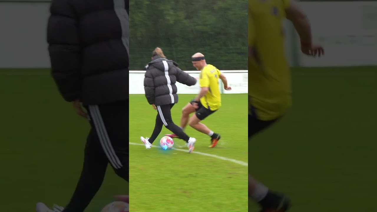 Nutmegging Katie McCabe ⚽