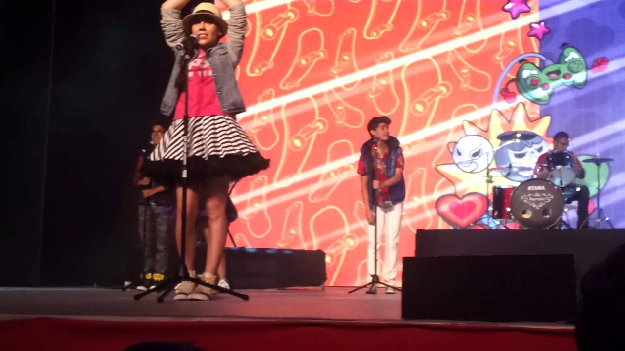 La cq el concierto Mejores Amigas (1:30)