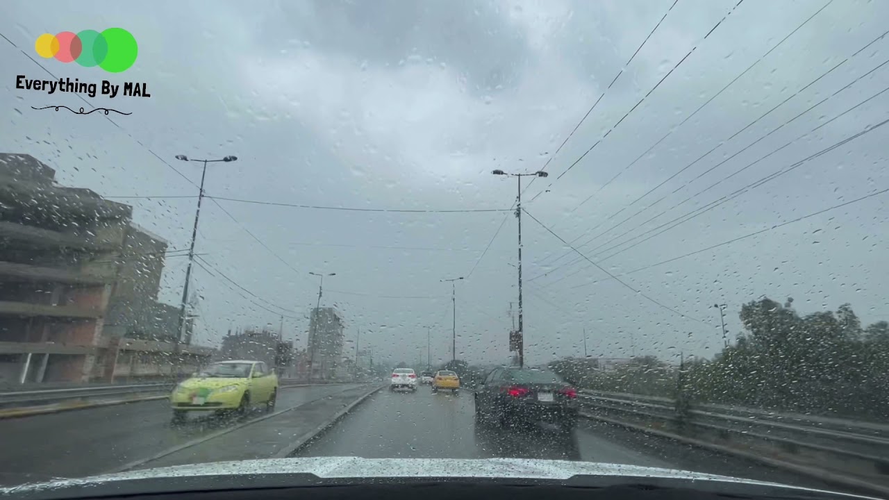 بغدادنا تحت المطر 🌧 جولة في شارع فلسطين