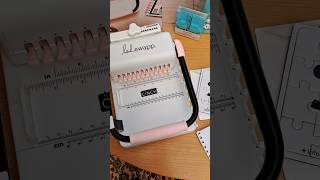 Heidi Swapp Cinch Book Binding Tool Square Holes - my new tool