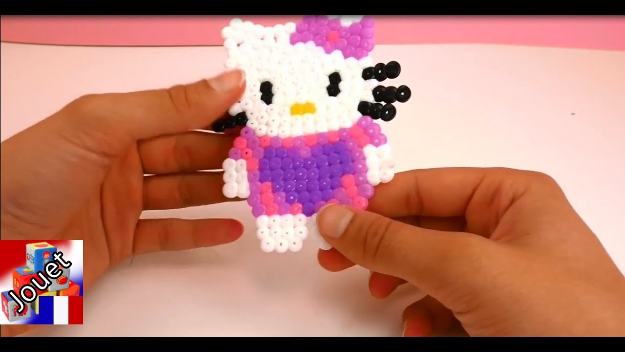 Fabriquer une image d’Hello Kitty avec des perles à repasser - YouTube