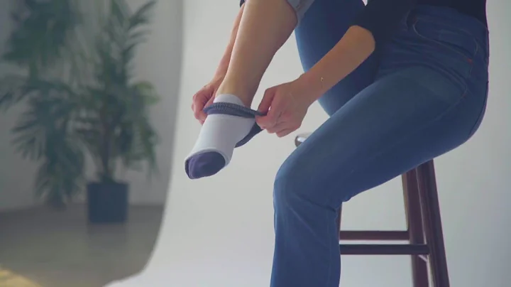 How To Put On Compression Socks