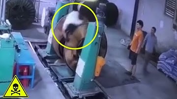😱 ROTATING MACHINE ACCIDENT