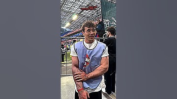 😱AKIMBO 69 SHOW OFF HIS FOREARM BODY ARMWRESTLER #trending #armwrestling