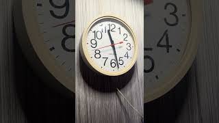 Seth Thomas electromechanical wall clock Ca 1960’s