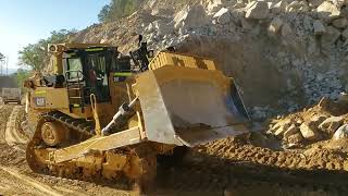 Bulldozer CAT D9T