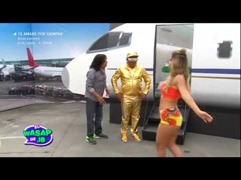 Gabriela Serpa en el avion de Jeffry