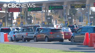 Fewer people crossing Canada-U.S. border, according to data from B.C. and Washington state