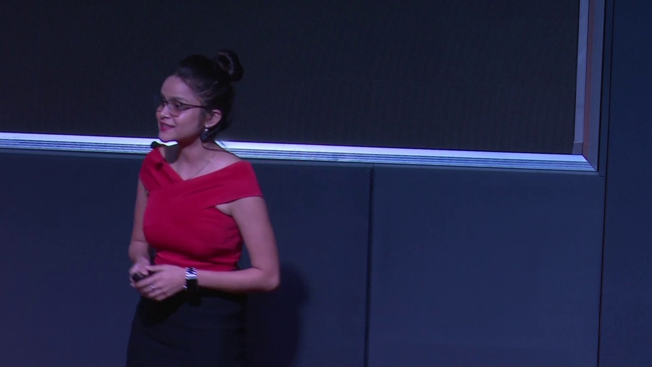The Undeniable Power of Business Storytelling | Khushboo Nangalia | TEDxAPUKL