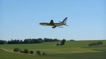 STUNNING GIANT XXXL RC LOCKHEED L-1011 TRISTAR SCALE MODEL TURBINE JET AIRLINER FLIGHT DEMO