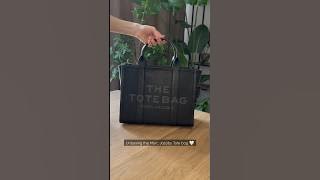 Unboxing the Marc Jacobs Tote Bag 🖤 #unboxing #marcjacobs #totebag #bag #purse #black #leather