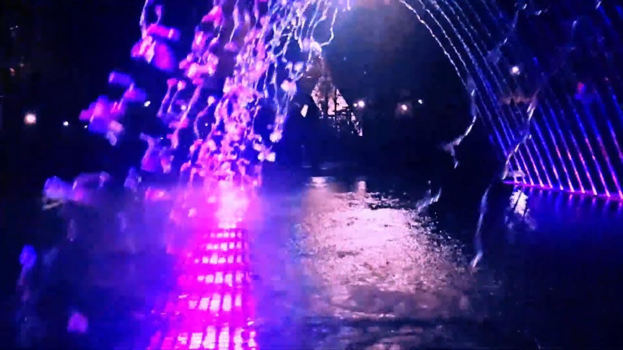 "Одинокие Фонтаны" Красивое Видео, Цветные Фонтаны для Релаксации, Отдыха, Звуки Воды