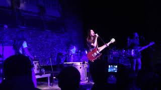 HAIM - Falling (Live Freiheiz Munich)